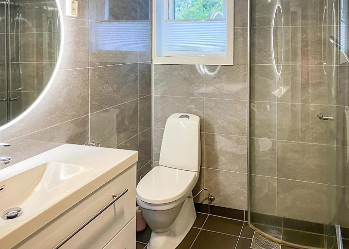 1 Bedroom Amazing In Oydegard Appartamento *